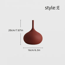 مزهرية سيراميك بسيطة