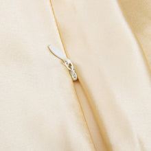 زوج واحد من الحرير